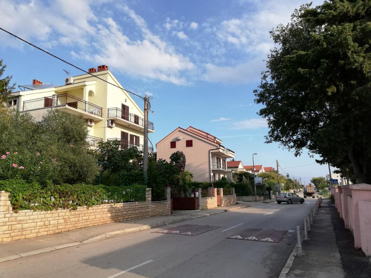Danyja Apartments Sveti Filip i Jakov Exterior foto