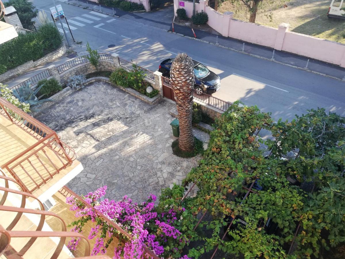 Danyja Apartments Sveti Filip i Jakov Exterior foto